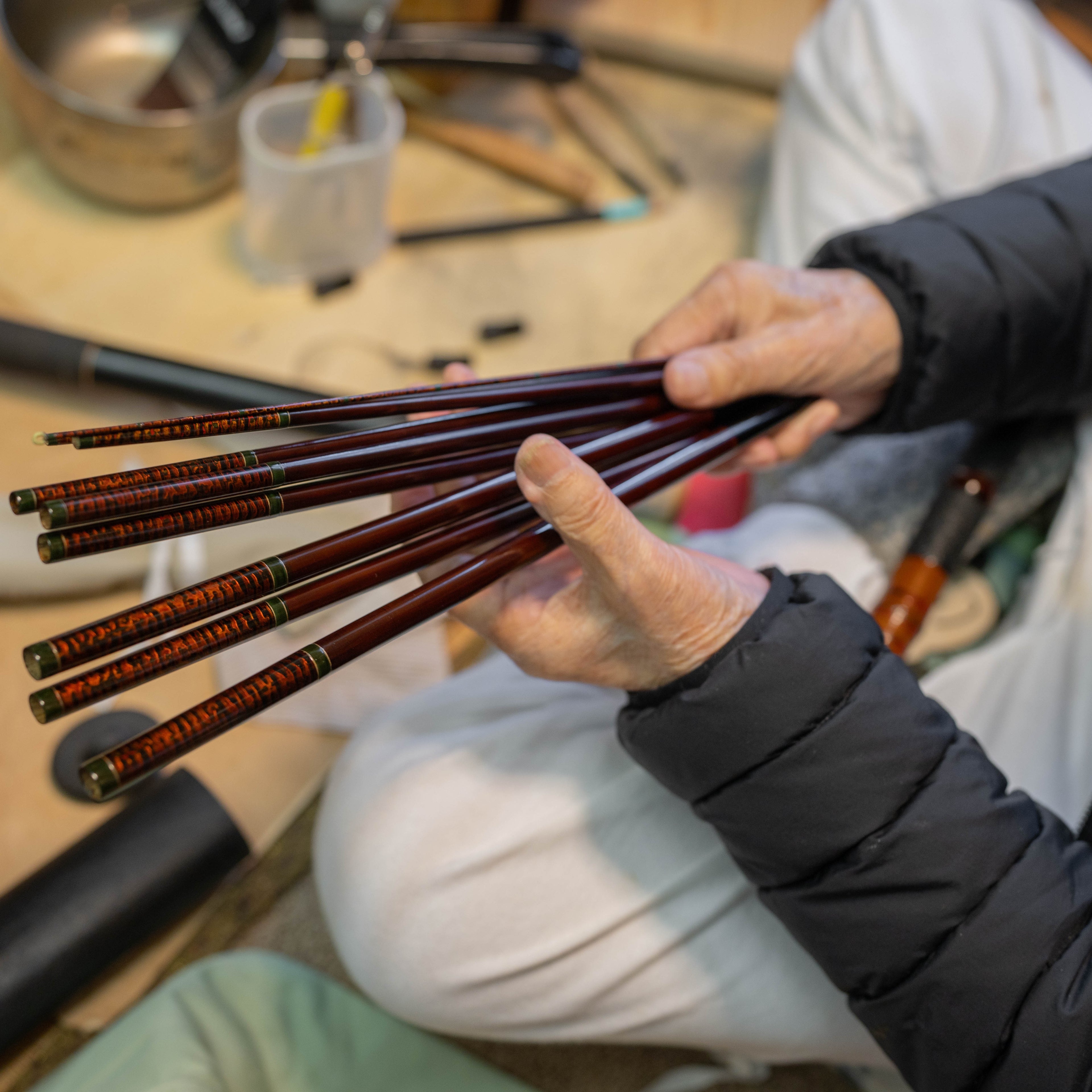 【一点もの】約200工程・完成まで1年 仙台にただ一人残った94歳の竿師が作る「ヘラブナ竿」
