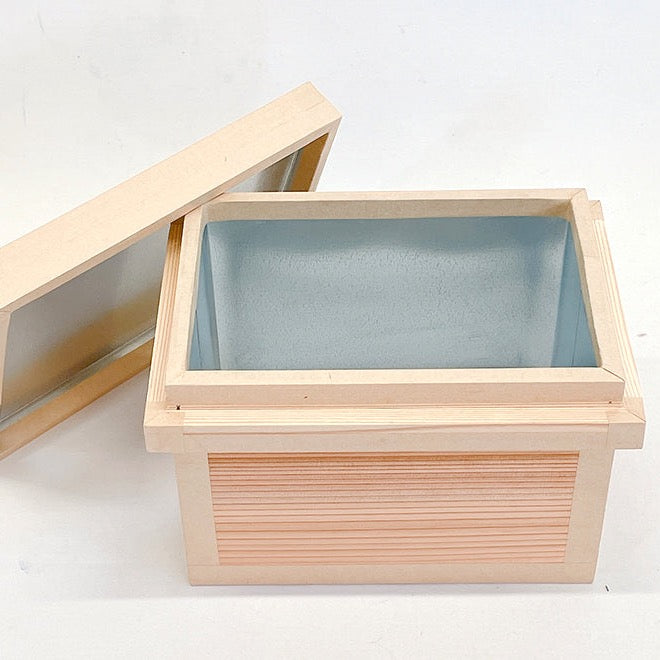 防湿・防虫・防酸化の収納ボックス「茶箱」