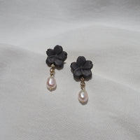 Tile x Pearl Pierced/Clip-on Earrings