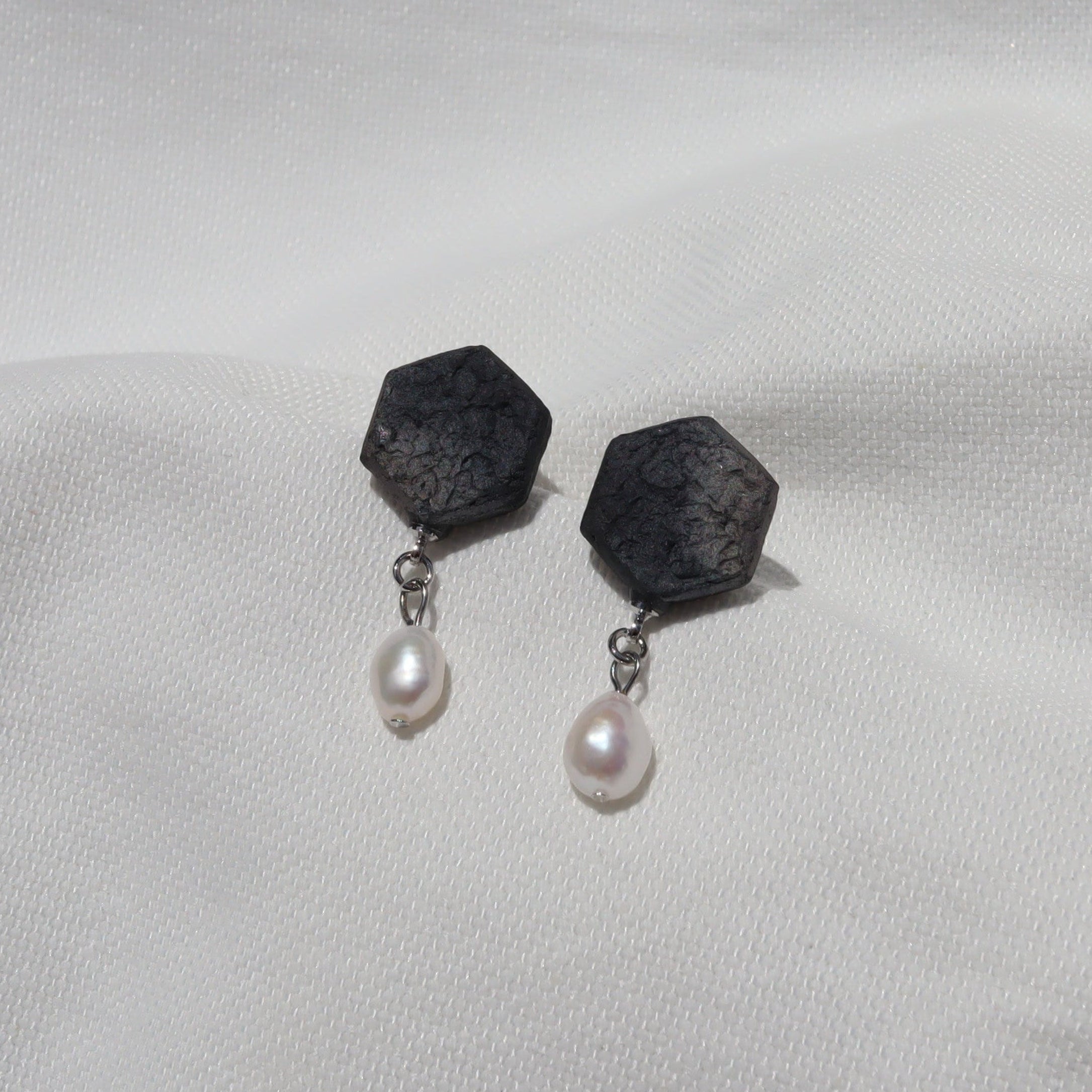 瓦×パール ピアス/イヤリング