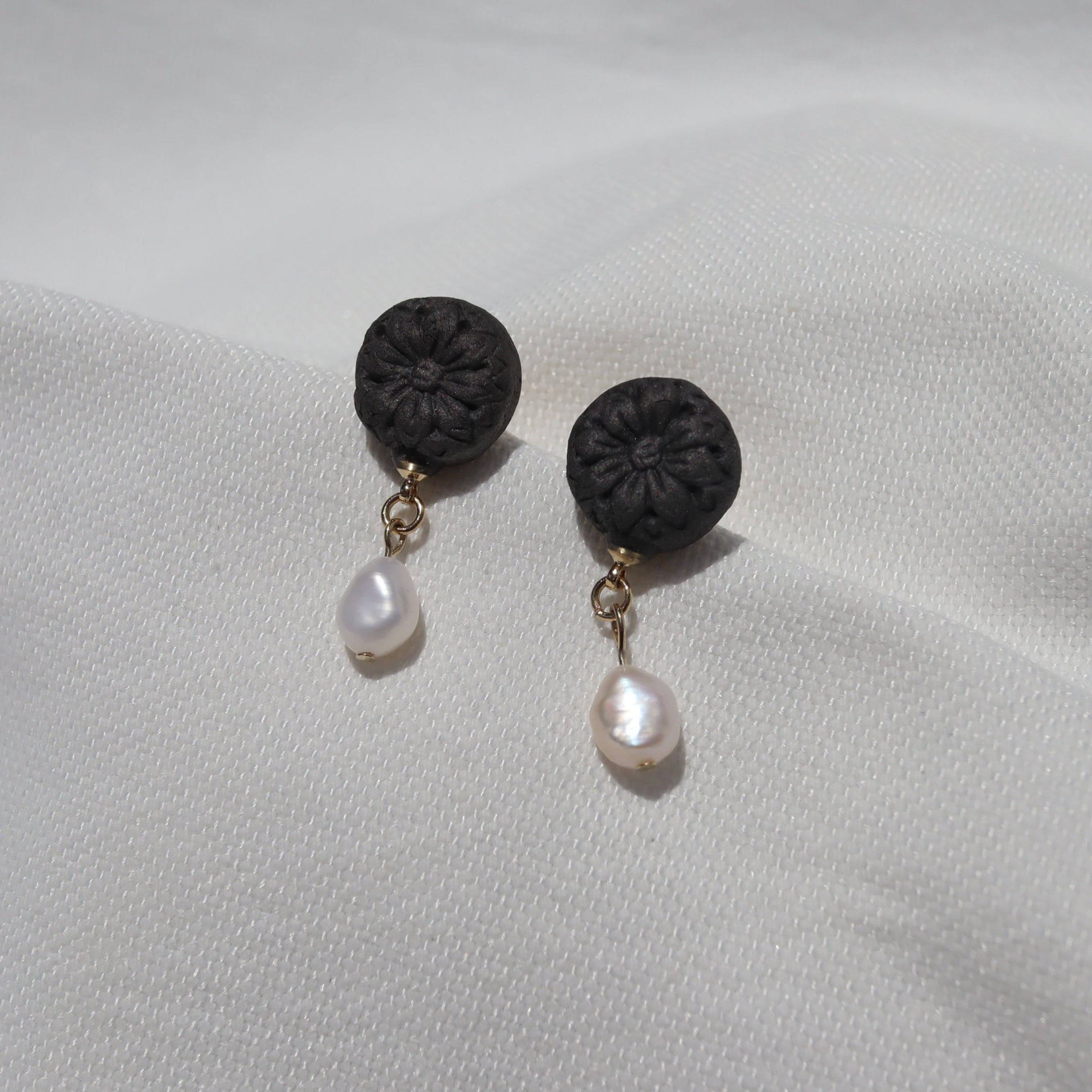 瓦×パール ピアス/イヤリング