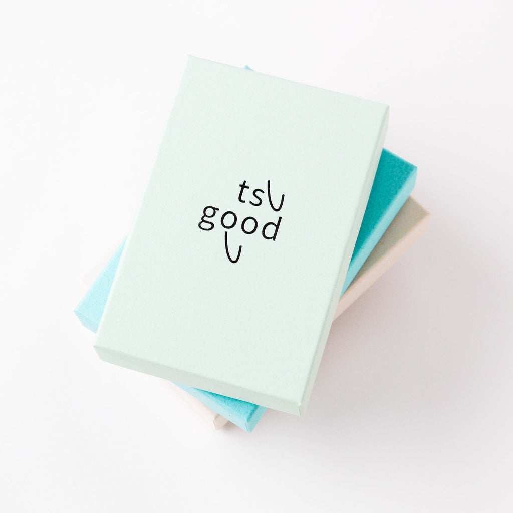 子どもと親のための爪やすり「つgood(つグット)」プレゼント用化粧箱入り