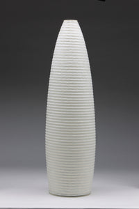 Recipient of the Medal of Honor with Purple Ribbon* "Washi Lamp" from a 100-year-old Lantern Maker