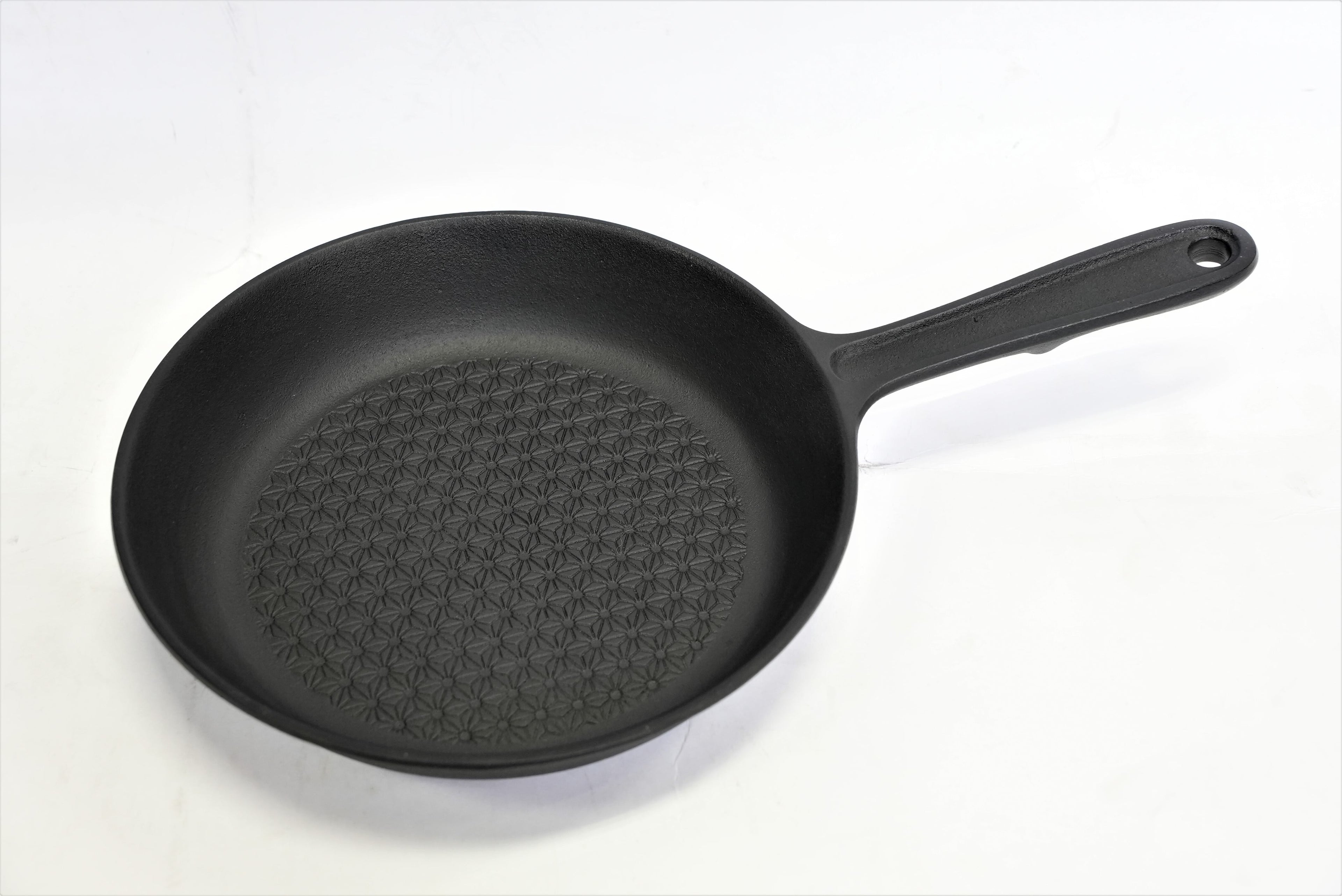 IH対応 1848年創業「南部鉄器」鉄分が取れるフライパン「麻の」22cm